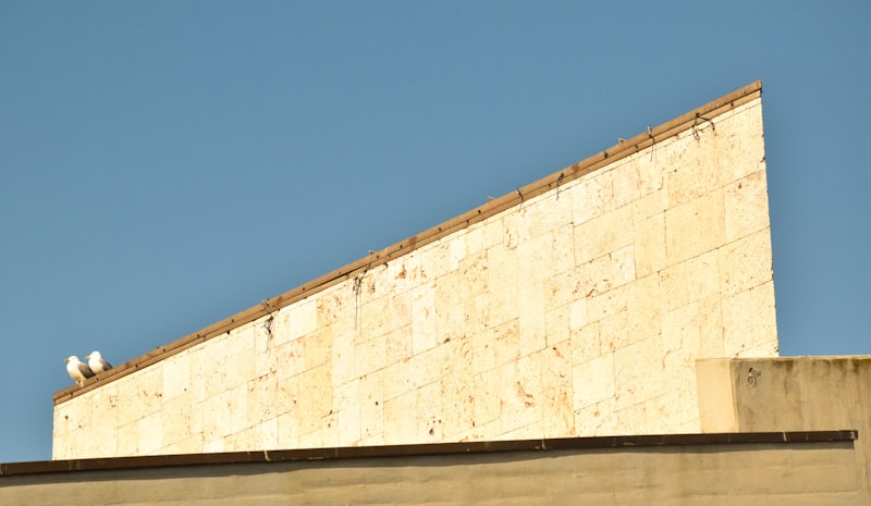 TRAVERTINE Tiles TRAVERTINE Tiles